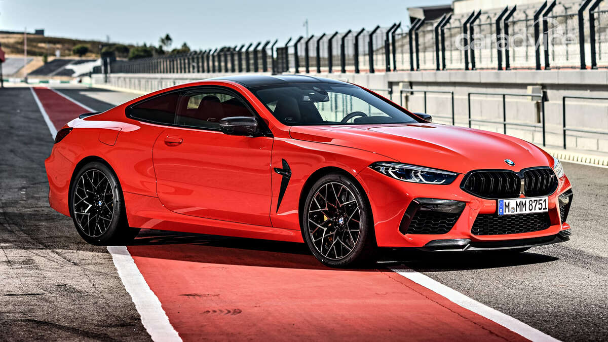 „ Сила, элегантность и мастерство аэродинамики объединены в экстерьере нового BMW M8 для создания удивительной модели. “ Маркус Сирин шеф-дизайнер BMW M.