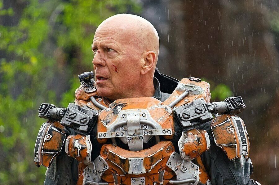 Брюс Уиллис