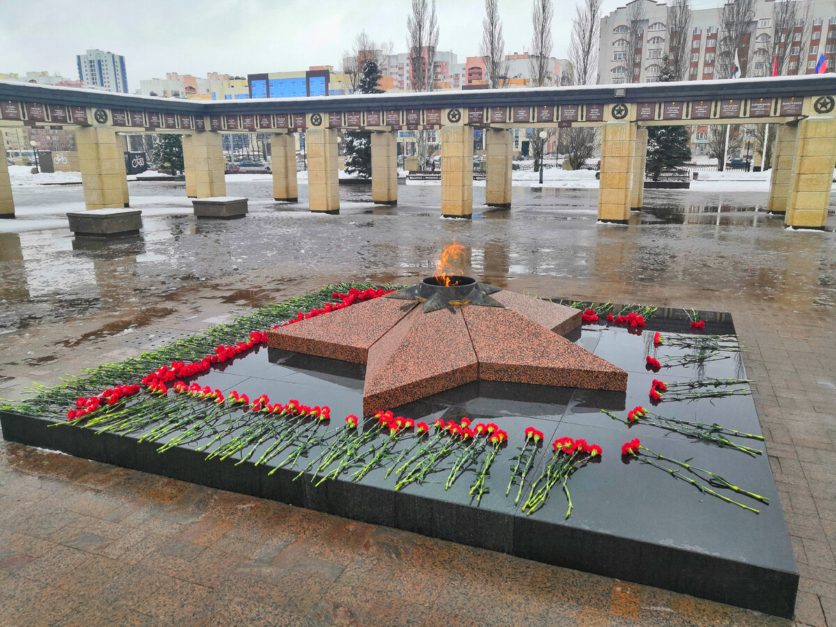 Парк победы год. Парк Победы Казань. Парк Победы Казань фото. Парк Победы парк в апреле. Парк Победы сегодня.