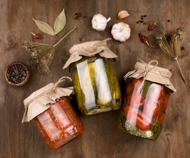 Это тоже банки, но другие