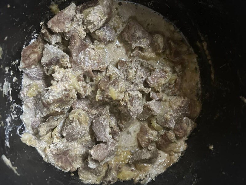 А это просто мяско в сметане и рассоле