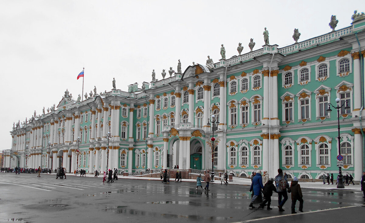 The State Hermitage Museum Official Hotel