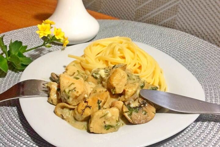 Жюльен с курицей, грибами и сыром в духовке, пошаговый рецепт с фото