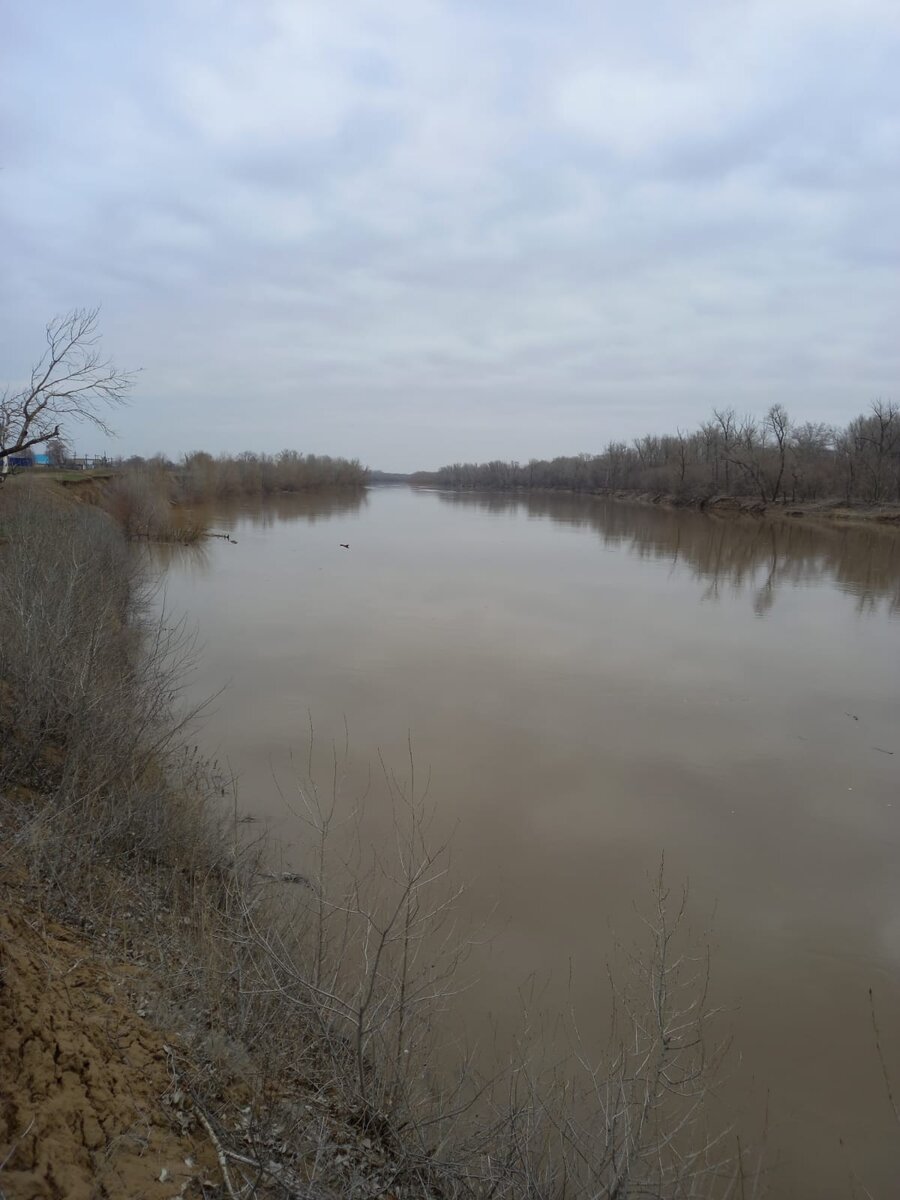 Вся моя жизнь связана с этой рекой. Наш дом, который построил отец, стоял прямо на берегу Урала. 