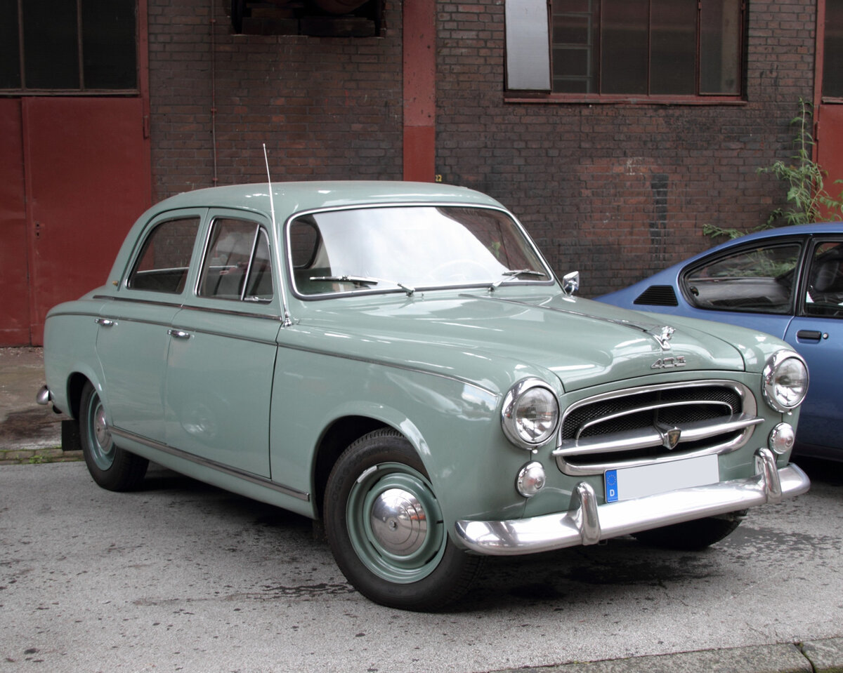 Peugeot 403: авто для буржуа и детектива Коломбо | FIT BLOG | Дзен