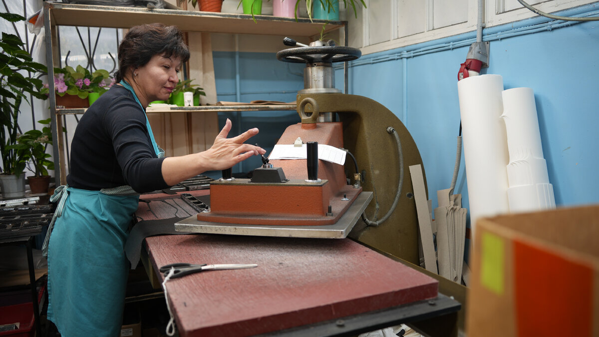 Пресс для кройки изделий