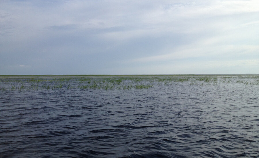 Город астрахань море. Каспий Астрахань море. Астрахань Каспийское море. Астрахань на Каспийском море. Раскаты моря Астрахань.