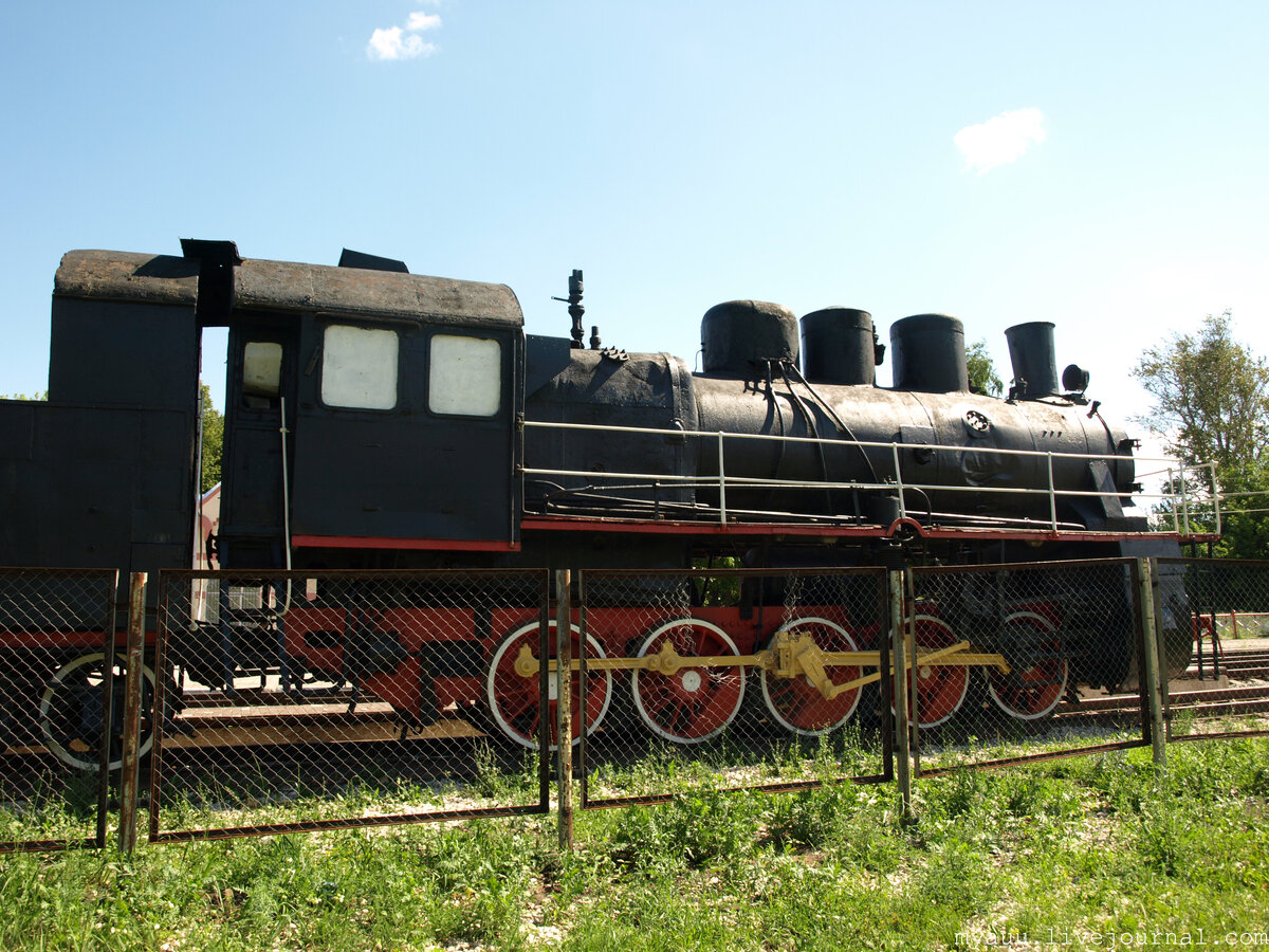 Паровоз эм725. Белев паровозы. Паровоз Сухиничи. Депо Белев.