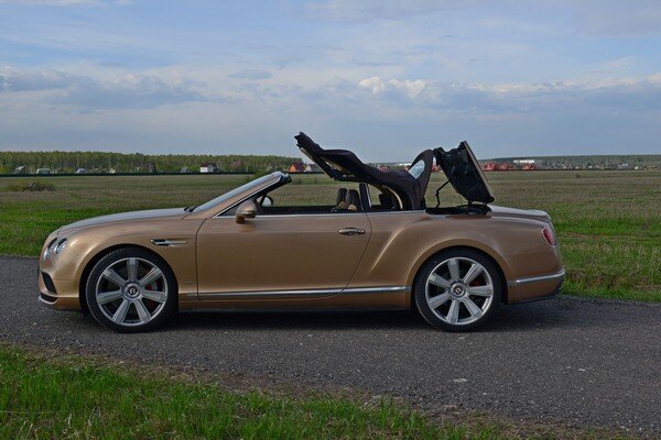 Bentley Continental GTC