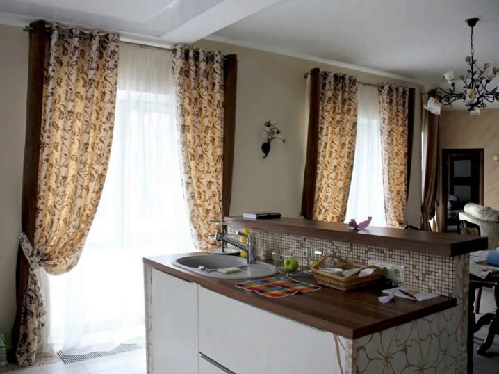 Кухонные шторы в стиле «кафе»