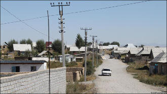  Поселение Ак Жар возле Бишкека. Фото с сайта Rus.azattyk.org
