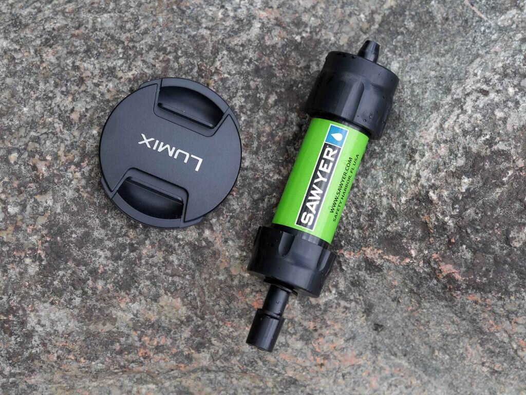 Друзья подарили нам вот такого незаменимого товарища, под названием Sawyer mini.