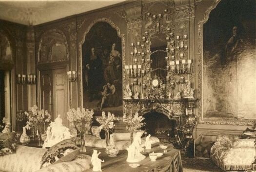 Внутренняя отделка замка