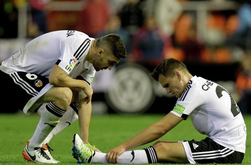 Денис Черышев после столкновения в 9 туре Чемпионата Испании.