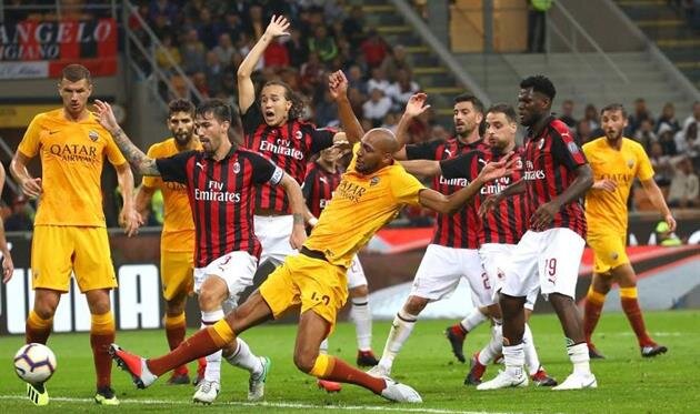 Матч между "Ромой" и "Миланом" не станет простым ни для одной из команд