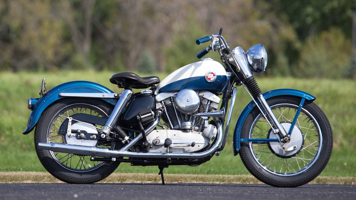 Harley Davidson FLH 1957