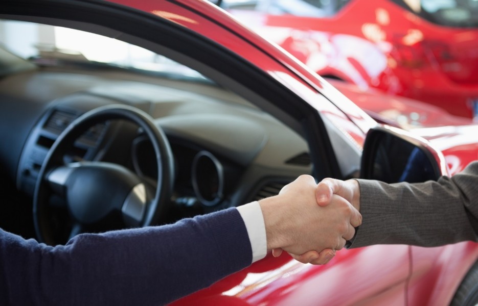  На 1 января 2019 года в России было зарегистрировано 3,34 миллиона легковых автомобилей с правым рулем. Это 7,7% всего российского автопарка