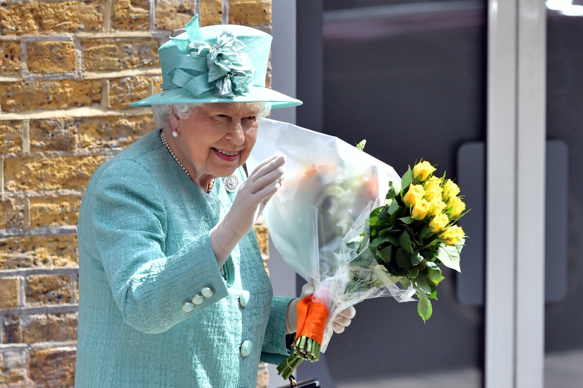 Королева майонеза что с ней случилось. Букет королевы Елизаветы. Li Queen.