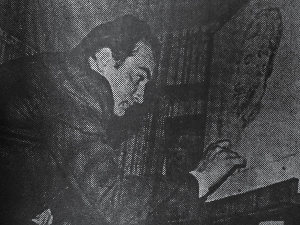 Владислав Несынов за работой