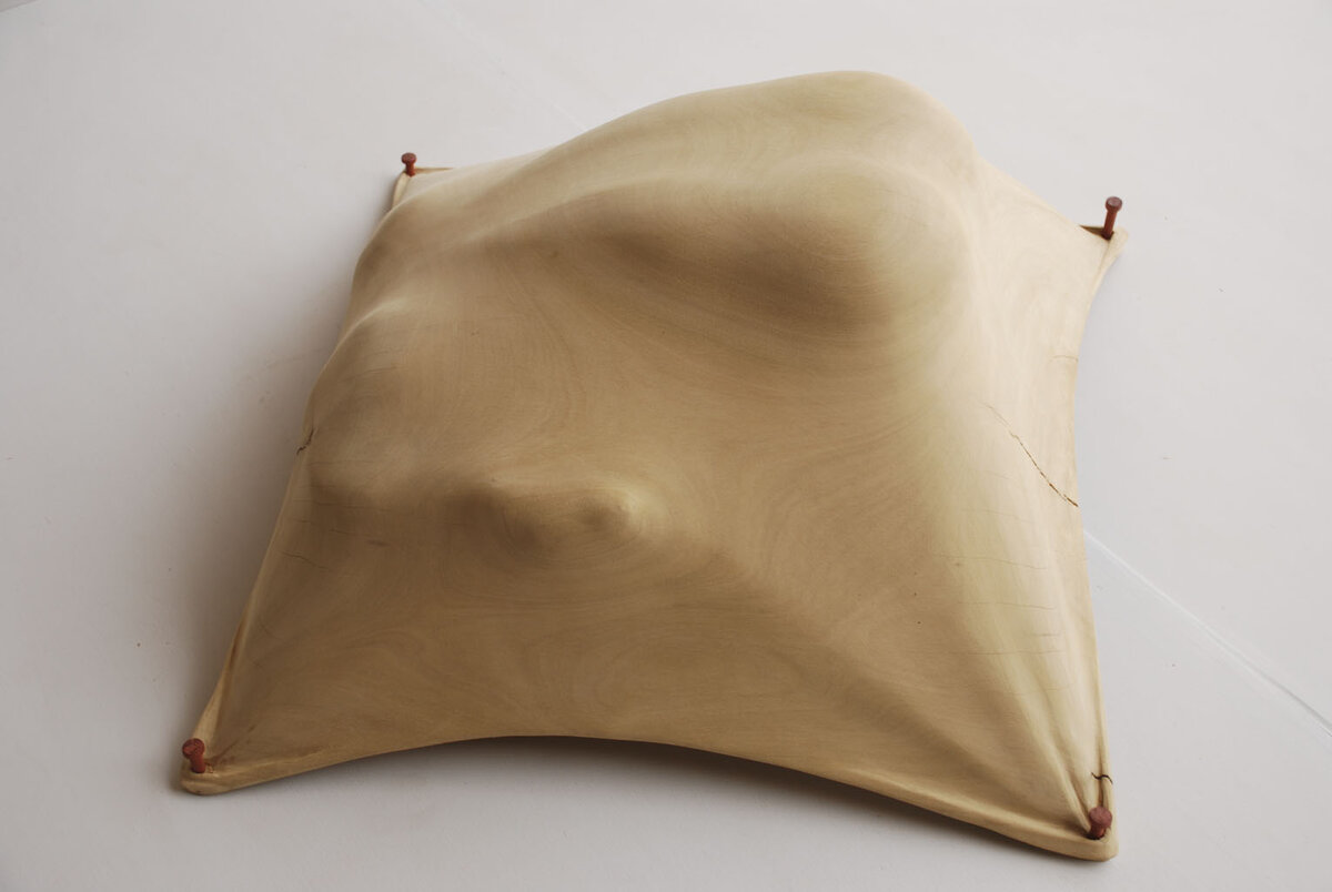 Скульптура из дерева “Внутреннее смятение”