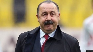 Фото: tass.ruКак признался экс-наставник московского ЦСКА, «Алании» из Владикавказа и сборной России, ему было бы интересно поработать в клубе, который ставит перед собой самые серьезные задачи.
