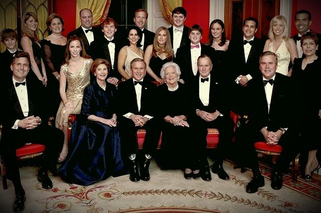 Тайна семья миллиардера. Семья Бушей. Самые богатые семьи США. Самые влиятельные династии.