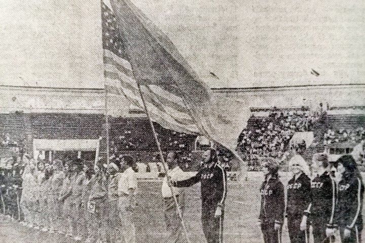 Фото с церемония открытия матчевой встречи СССР - США 1973 года в Минске 
