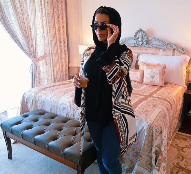 Арабская модница использует 5 модных приемов, чтобы скрыть то, что показывать запрещается