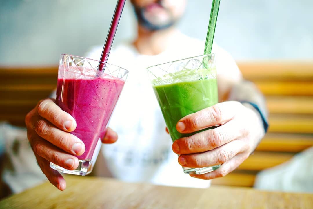 Смузи - это фруктовый коктейль / Зелёный коктейль - из зелени и зелёных фруктов