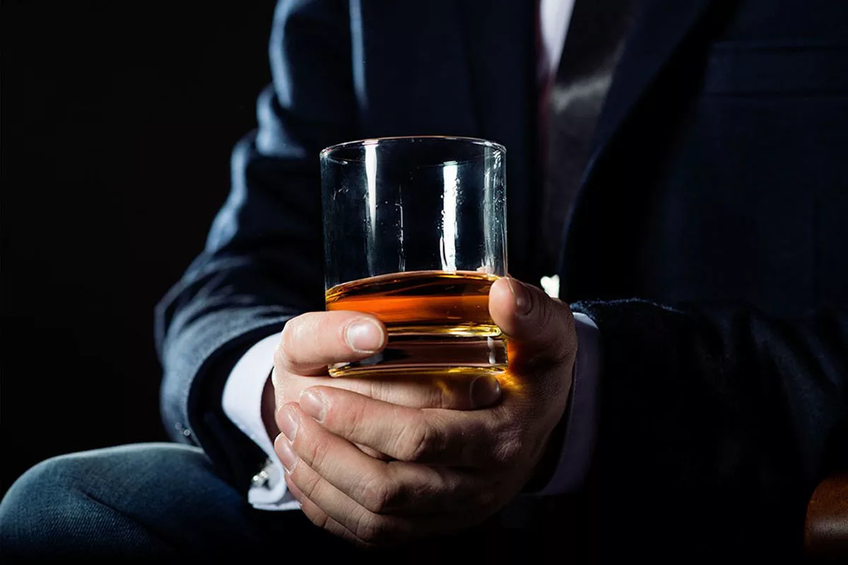 Как определить характер мужчины в зависимости от того, какой алкоголь он пьет?
