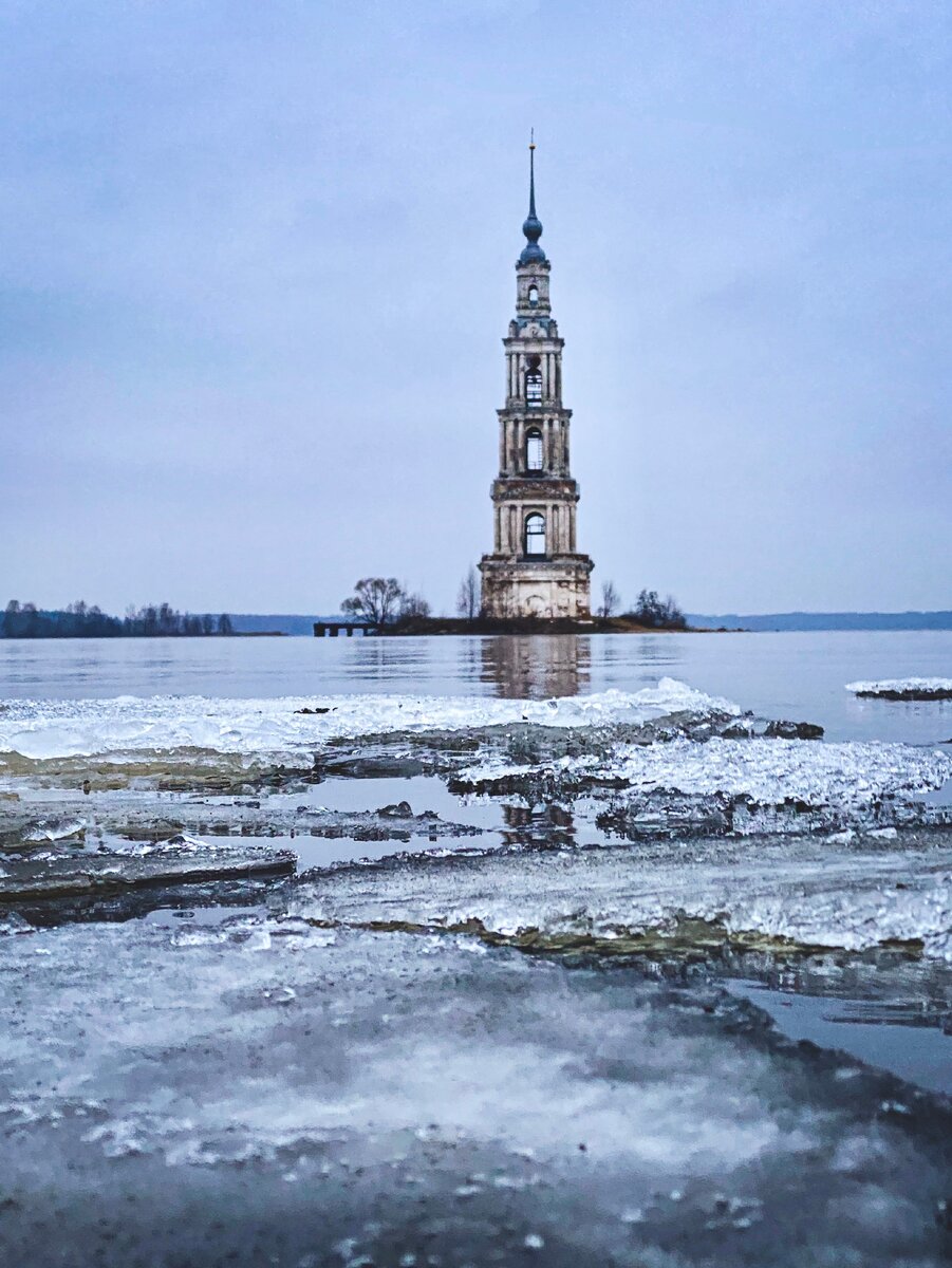 Где находится затопленная церковь на волге фото