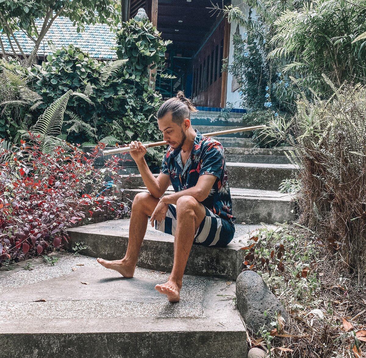 Когда задумался о смысле бытия.