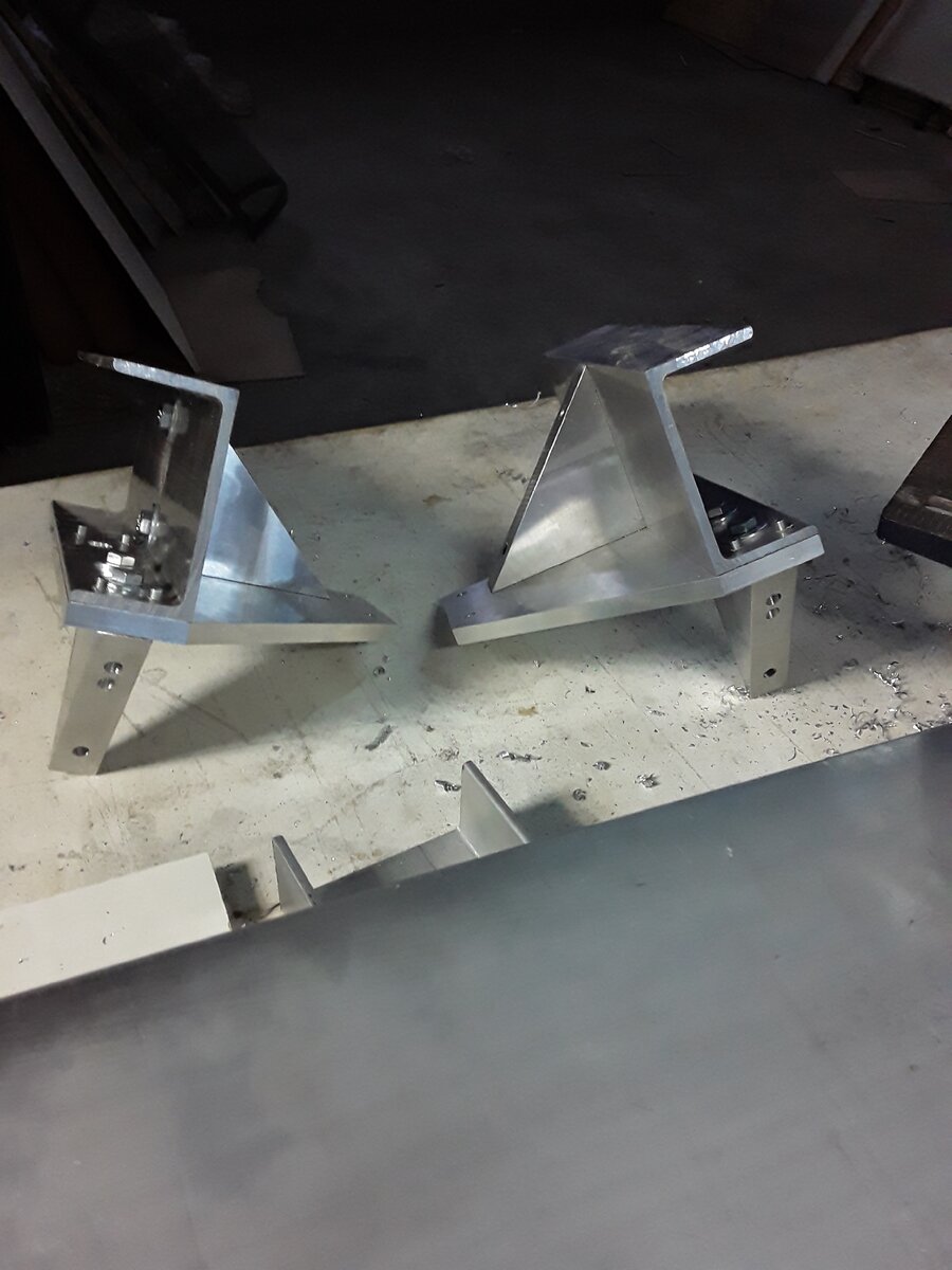 стойки портала