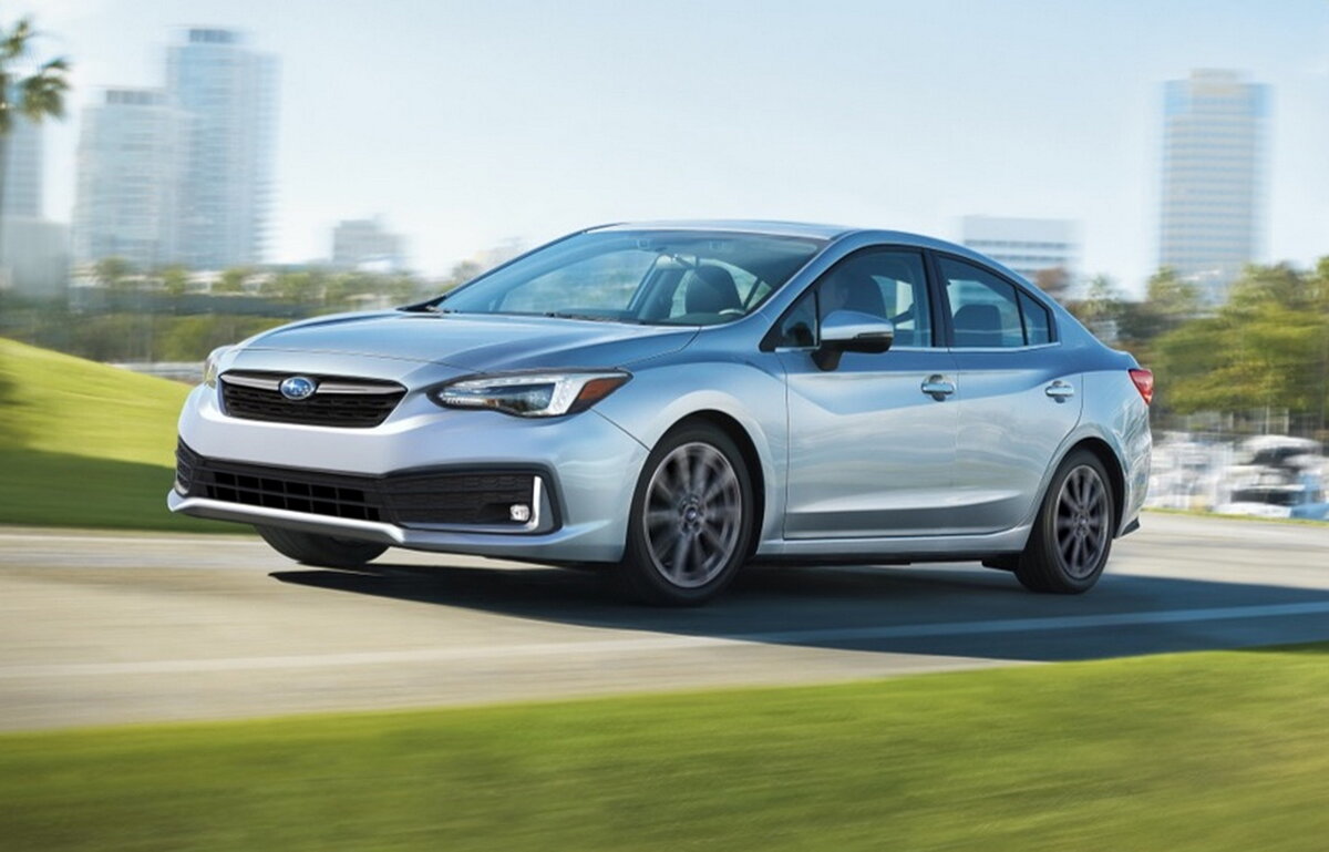 В середине 2020 года на японском автосалоне мировой общественности был официально представлен обновлённый автомобиль Субару Импреза 2021 модельного года, который будет выпускается в двух кузовных вариантах: