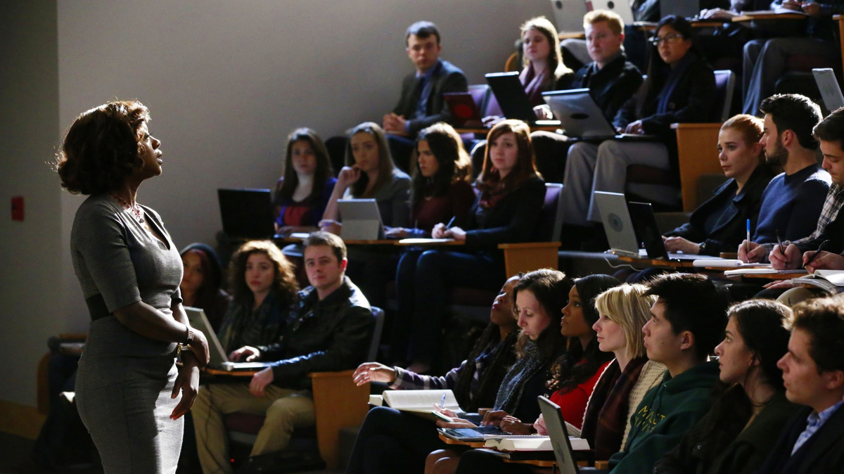 Кадр из сериала "Как избежать наказания за убийство"