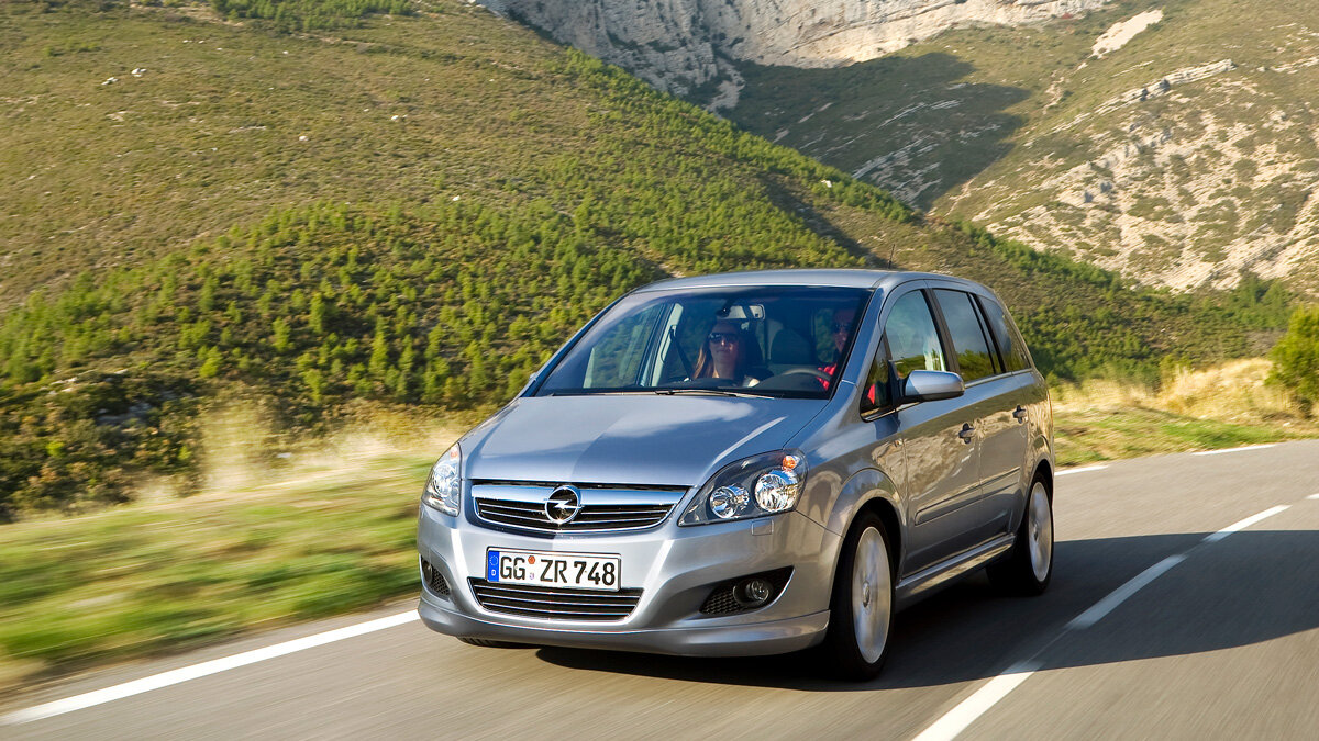 Opel Zafira b 2008