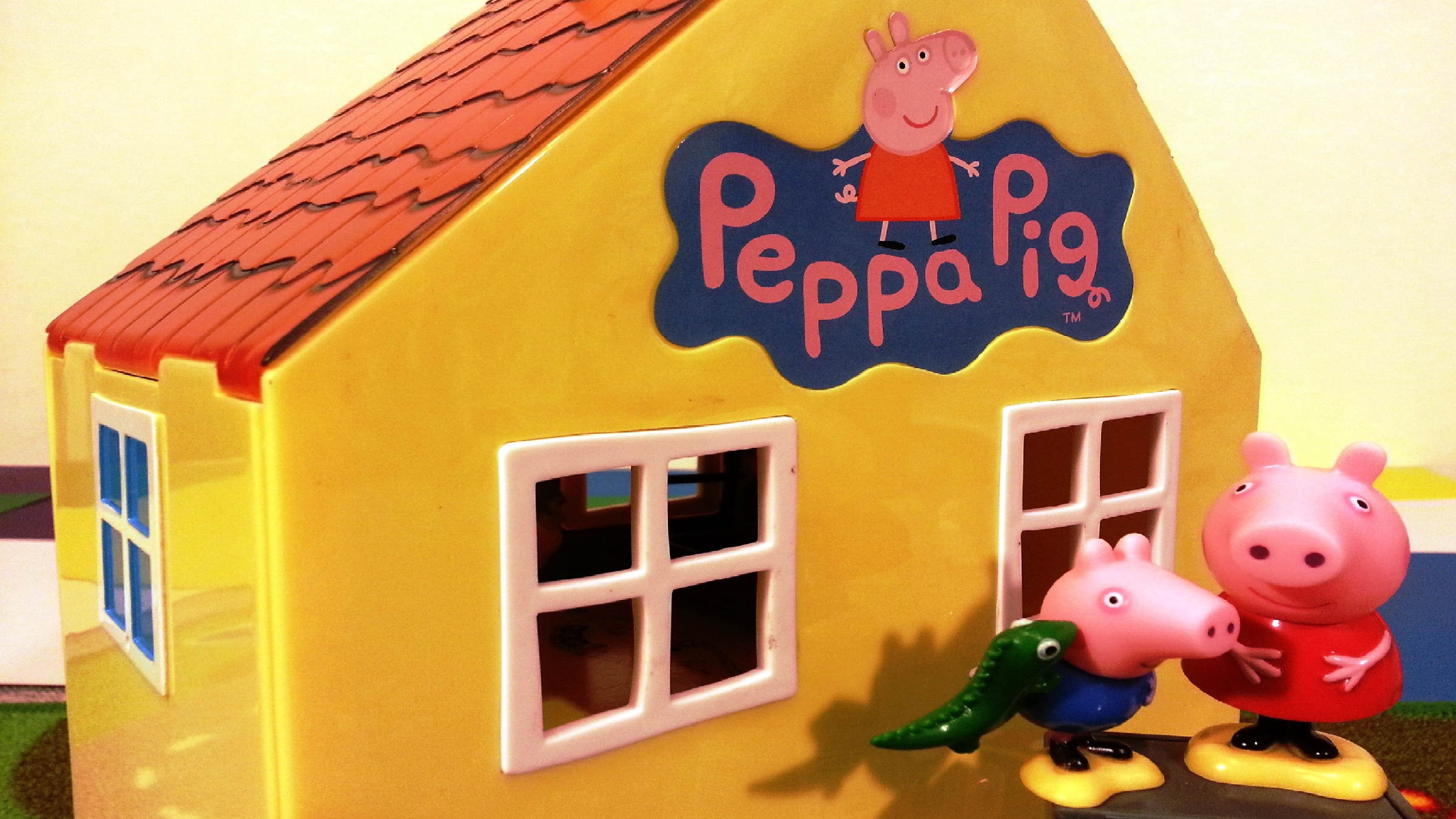 Свинка Пеппа переезжает в новый домик Peppa Pig