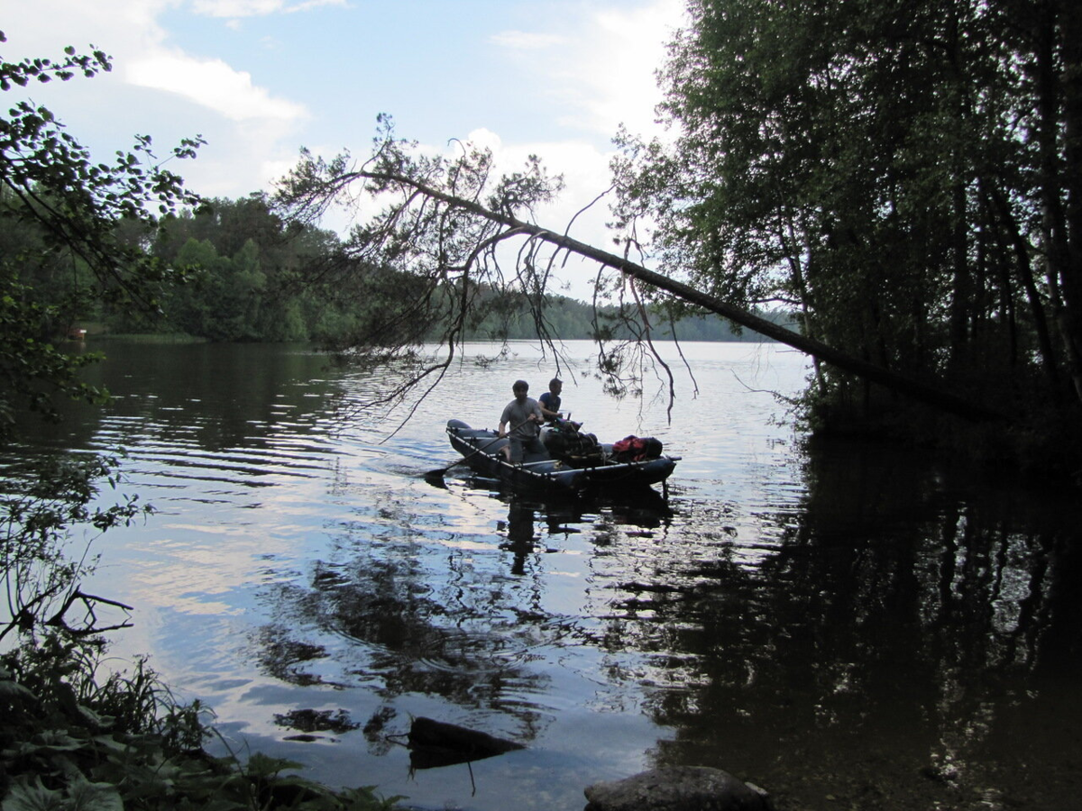 Заплыв катамарана со стороны Кичиера