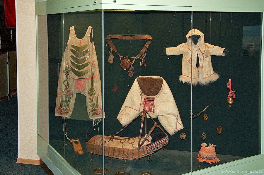 музей коренных народов севера. куклы народов сибири селькупы. музей коренных народов севера. музей кочевой культуры шаманский чум. музей этнографии санкт-петербург экспозиция.