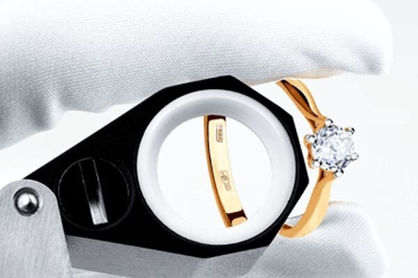 «В командах разные скрам-мастера, и они организуют работу по-разному. Причесать всех под одну гребенку не получается, да это и не нужно... Это живые люди, они не могут вести себя одинаково. Мы не можем всех заставить ходить строем», - Михаил Кудашев, руководитель компании «Реалайз»