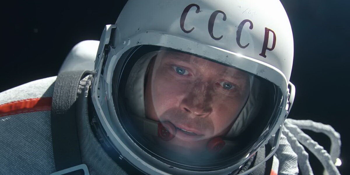 Смотреть фильм: https://www.ivi.ru/watch/133822