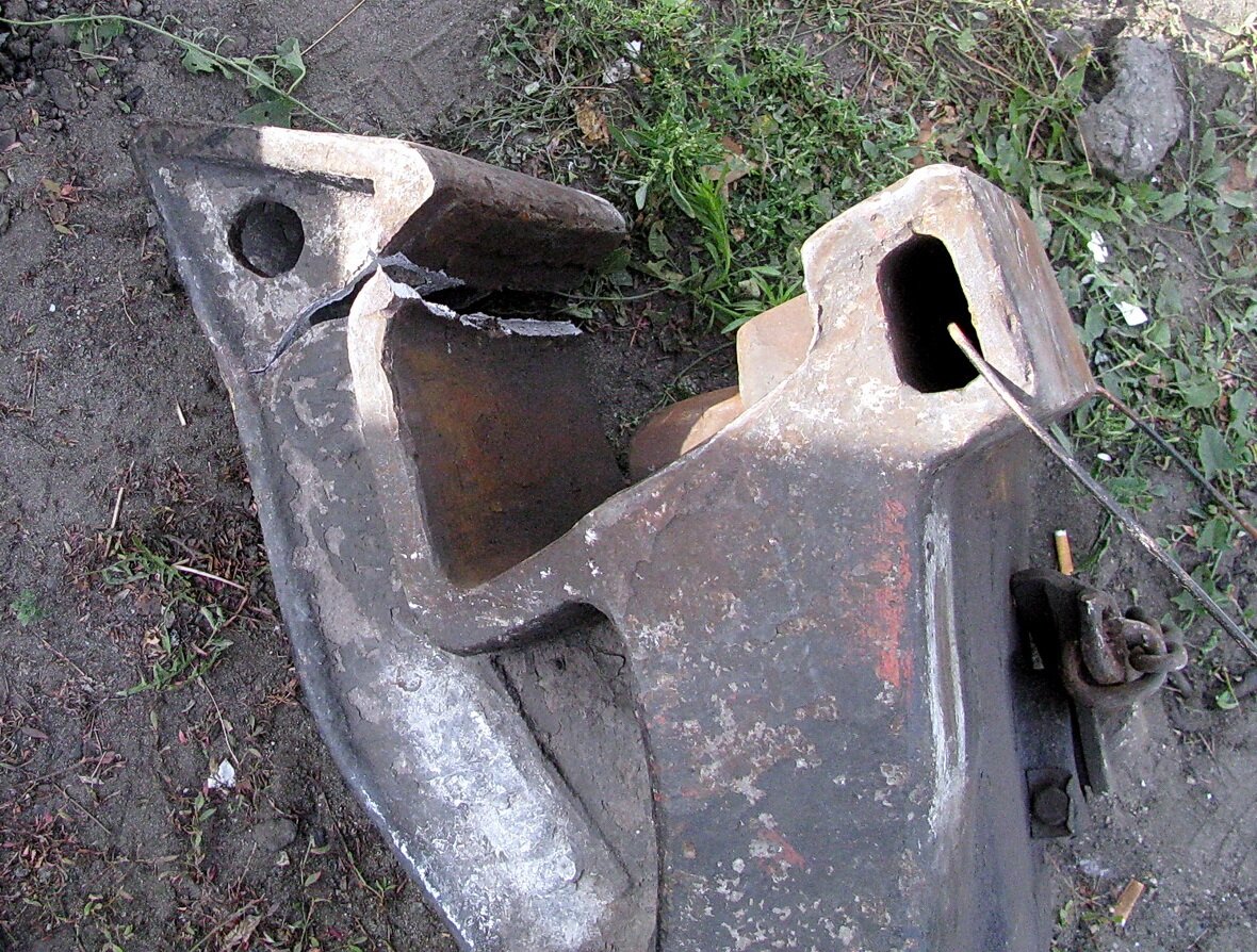                                                                            Излом автосцепки