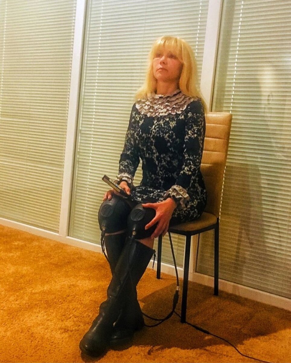 На работе можно и себе помочь )))))