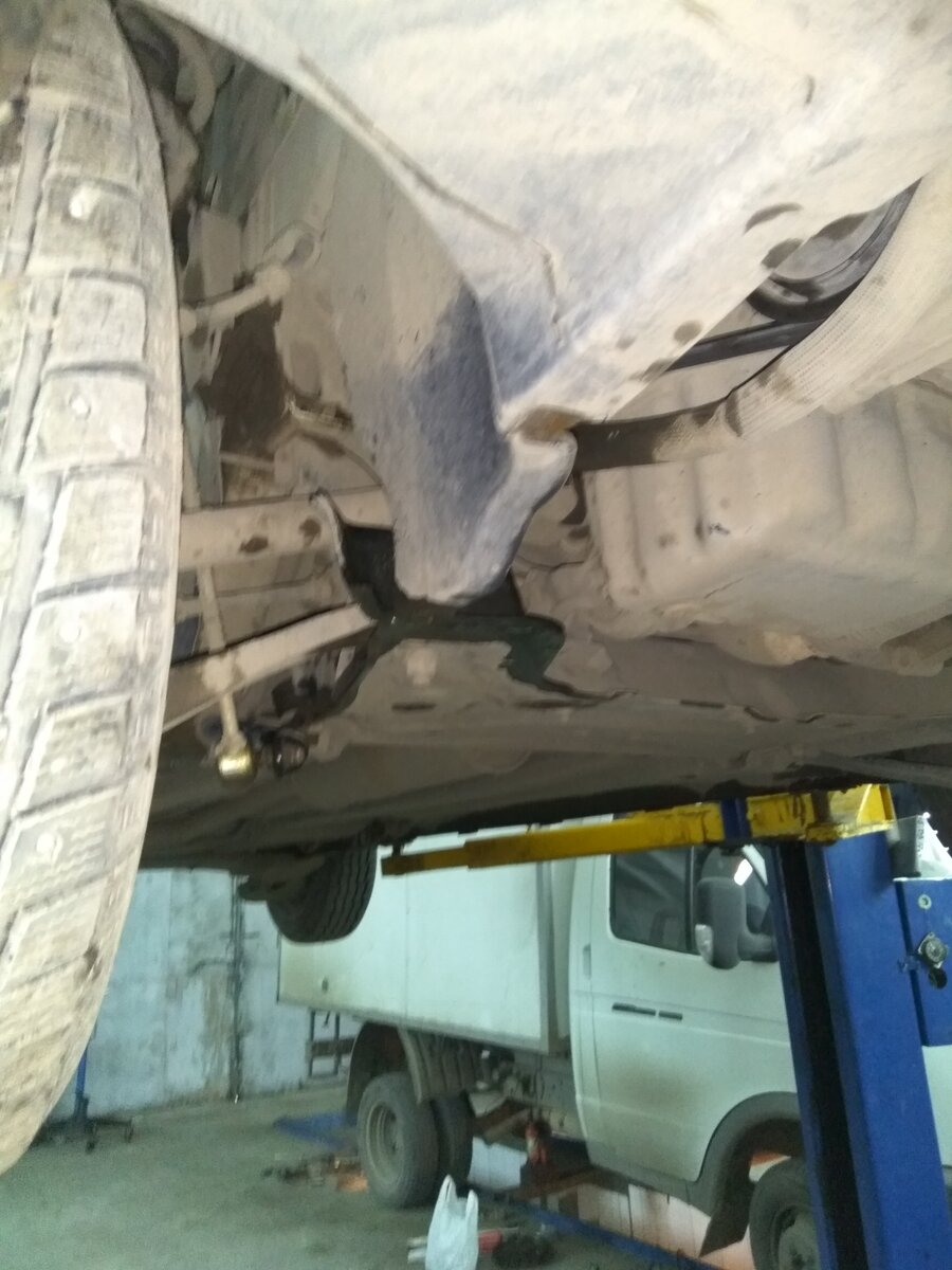 Подкрылок на месте.