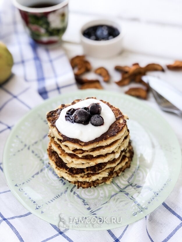 Оладьи с творогом и яблоками на овсянке