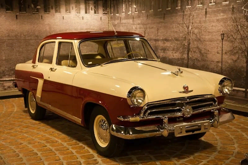 Старинные автомобили русские