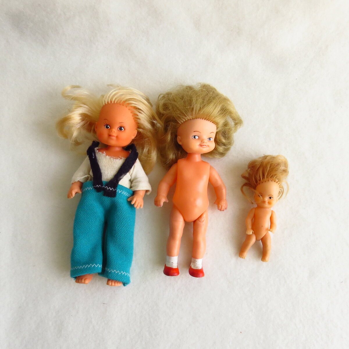 отмылись девочки, причесались и ждут новых хозяев!  (из личного архива)