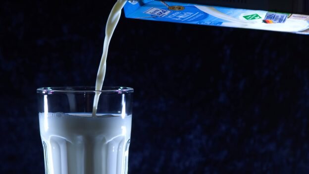 Пить или не пить молоко взрослым?
