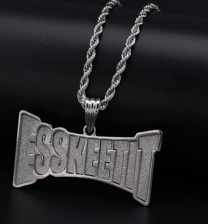 1 кулон  esskeetit