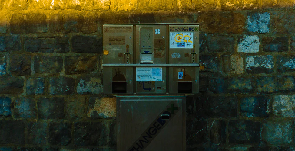 https://unsplash.com/photos/DWryvmJPqhc